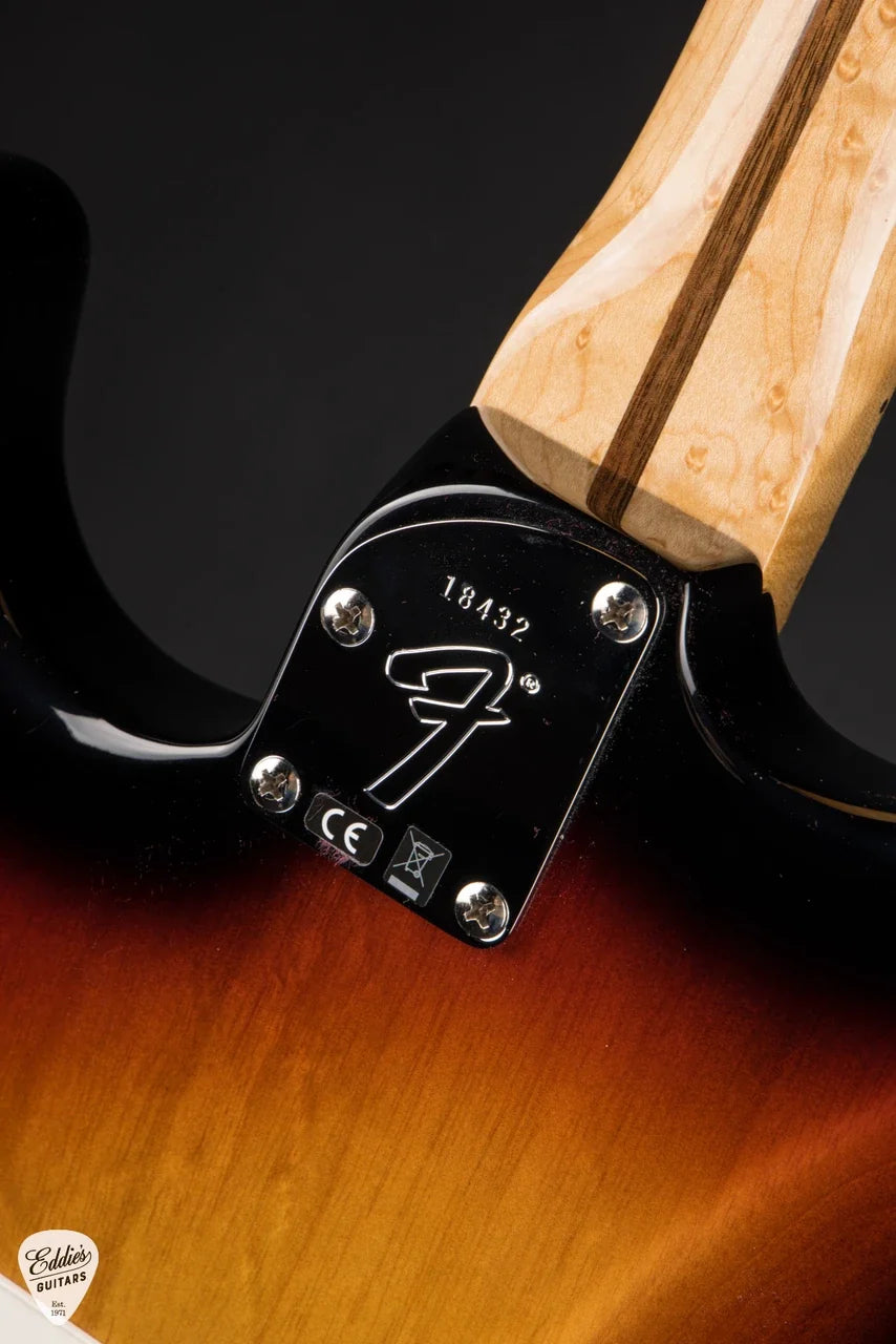 Fender Custom Shop American Custom Stratocaster NOS - 3 Tone Sunburst #XN18432
