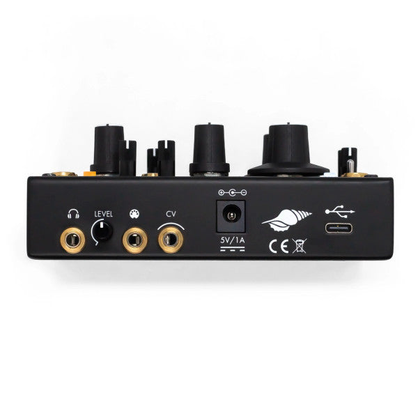 Instruo Seashell Hybrid Desktop Semi-Modular Synth