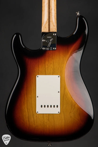 Fender Custom Shop American Custom Stratocaster NOS - 3 Tone Sunburst #XN18432